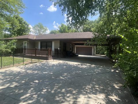 1628 1st St, Peru, IL 61354 photo 9