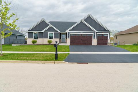 1482 Cornerstone Dr, Yorkville, IL 60560