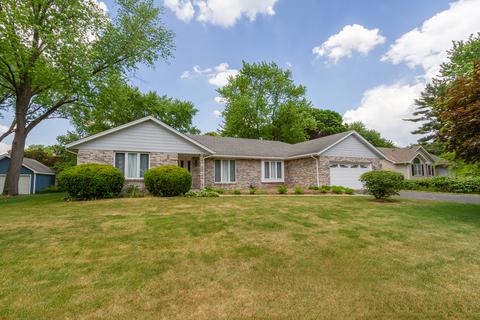 2255 South St, Geneva, IL 60134