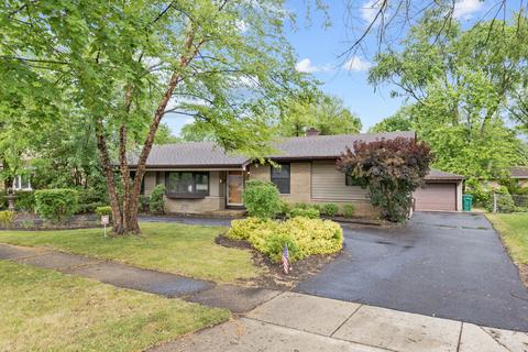 1231 Hemlock Dr, Elk Grove Village, IL 60007