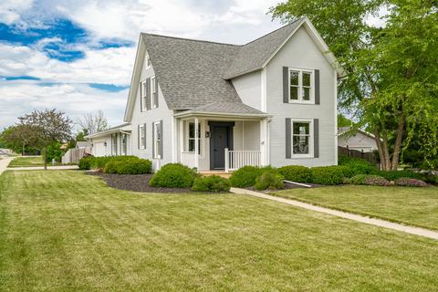 549 N Colfax St, Byron, IL 61010