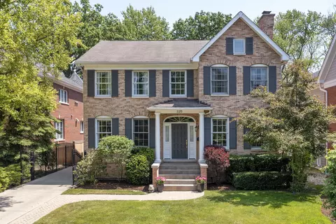 325 Fairview Ave, Winnetka, IL 60093