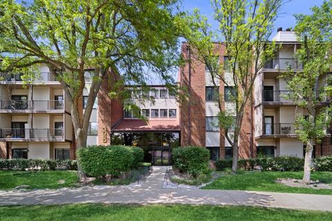 3050 Pheasant Creek Dr #2-101B, Northbrook, IL 60062