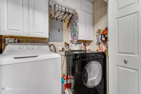 202 Spring Ct, Roselle, IL 60172 photo 18