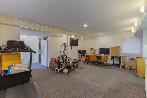 730 Kenmare Dr, Des Plaines, IL 60016 photo 32
