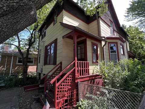 645 Highland Ave, Oak Park, IL 60304