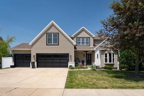 3504 Zachary Ln, Bloomington, IL 61704