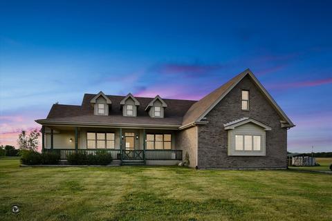 2042 E Spring Rd, Mazon, IL 60444 photo 2