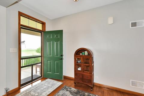 2042 E Spring Rd, Mazon, IL 60444 photo 3