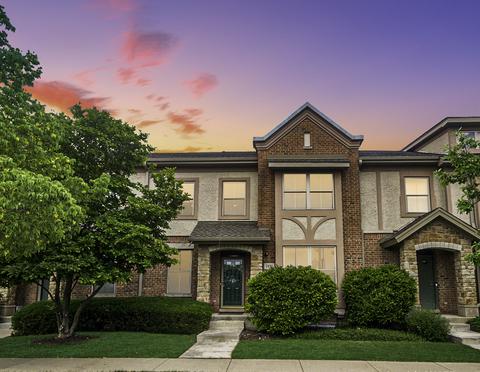 1930 Beaumont Pl, Northbrook, IL 60062
