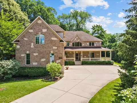 4725 Florence Ave, Downers Grove, IL 60515