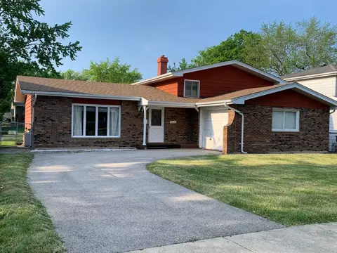 2722 Blanchard Rd, Waukegan, IL 60087