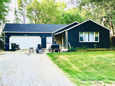 4976 River Rd, Kankakee, IL 60901