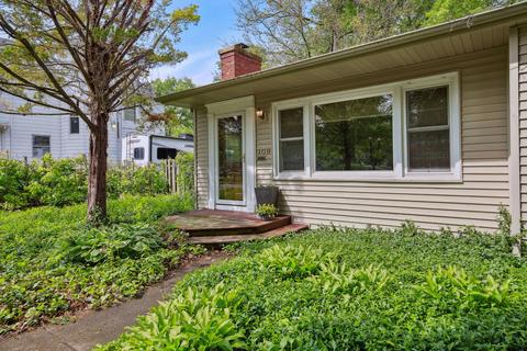 309 Davidson Dr, Champaign, IL 61821 photo 3