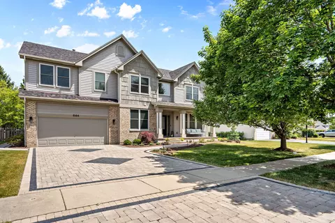 844 Morningside Dr, Schaumburg, IL 60173