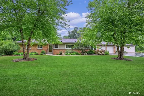 301 E National St, West Chicago, IL 60185