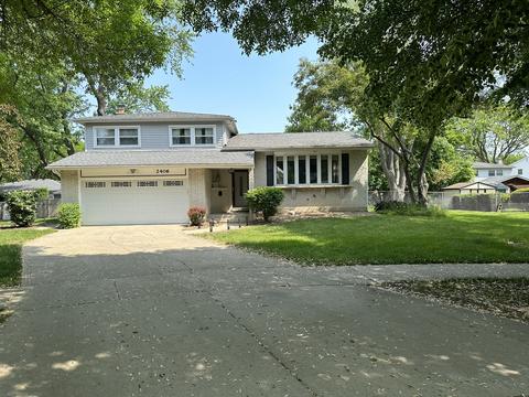 2406 E Northwood Ct, Arlington Heights, IL 60004