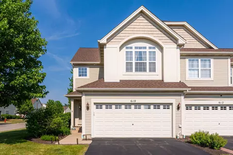 610 Buckboard Ln, Sycamore, IL 60178