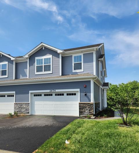 2674 Martini St #1905, Mundelein, IL 60060