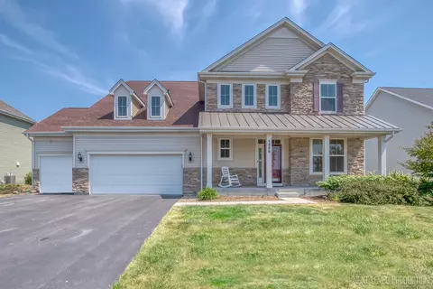 1258 Spalding Ave, Elburn, IL 60119