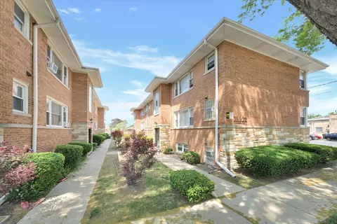 3114 Calwagner St #1E, Franklin Park, IL 60131