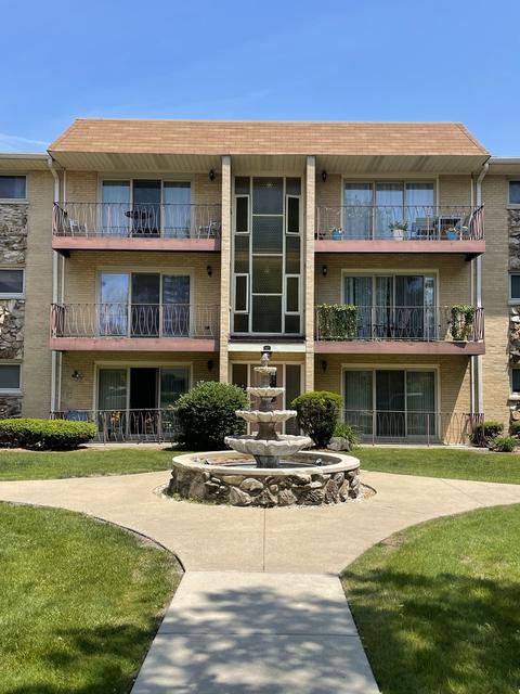 6875 N Northwest Hwy #2C, Chicago, IL 60631
