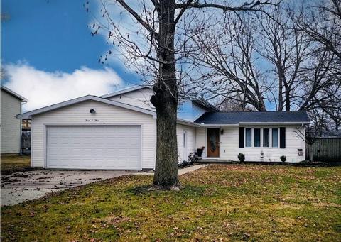 303 Philip Dr, Tolono, IL 61880