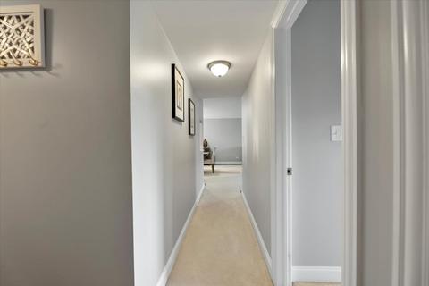 650 Murray Ln #407, Des Plaines, IL 60016 photo 12