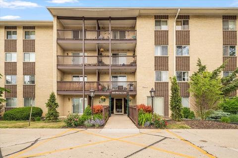 650 Murray Ln #407, Des Plaines, IL 60016