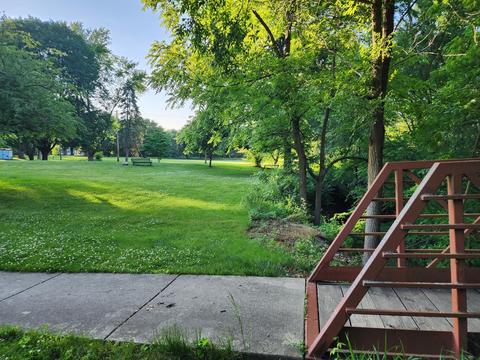 1825 Crescent Dr, Champaign, IL 61821 photo 22