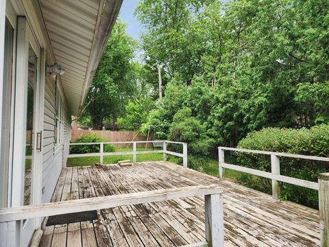 1825 Crescent Dr, Champaign, IL 61821 photo 18