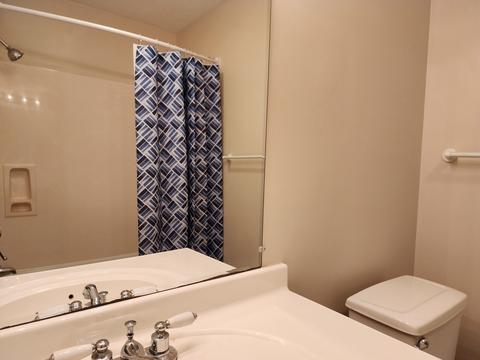 1825 Crescent Dr, Champaign, IL 61821 photo 9
