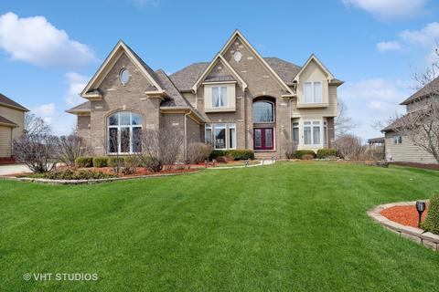 2329 Hill Ln, Batavia, IL 60510