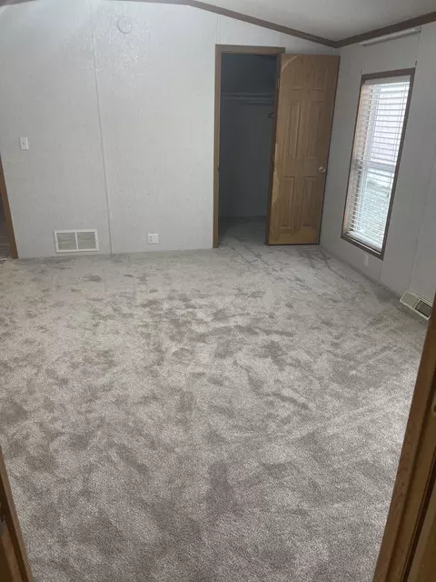 515 Edgebrook Dr, Champaign, IL 61820 photo 12