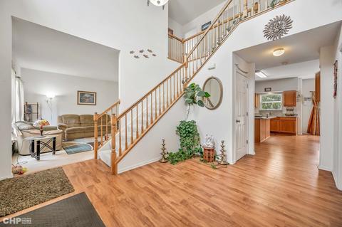 821 Teasel Ln, Aurora, IL 60504 photo 8