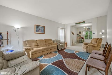 821 Teasel Ln, Aurora, IL 60504 photo 9