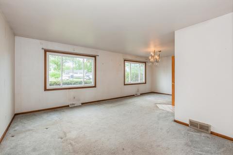 1205 Comet Dr, Aurora, IL 60505 photo 3