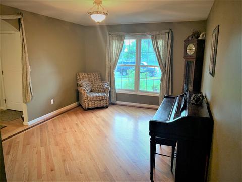 302 Chippewa Dr, Minooka, IL 60447 photo 2