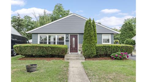9 N Warrington Rd, Des Plaines, IL 60016