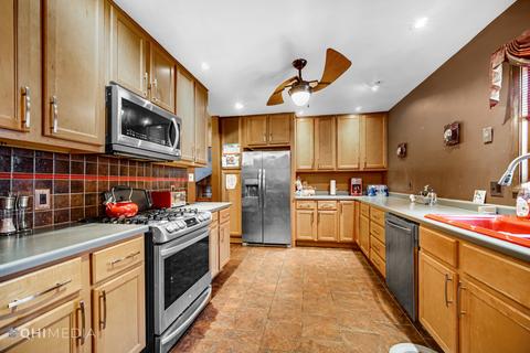 5400 W Hawthorne Ave, Berkeley, IL 60163 photo 9