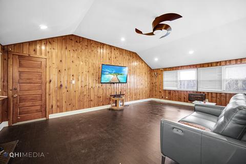 5400 W Hawthorne Ave, Berkeley, IL 60163 photo 3