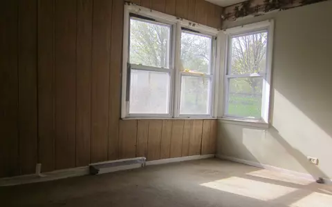 16436 Central Park Ave, Markham, IL 60428 photo 5