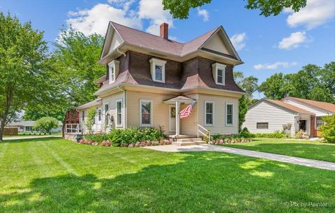 325 N Birch St, Waterman, IL 60556