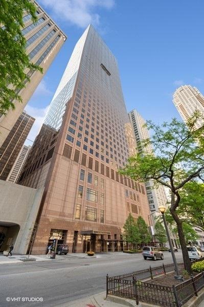 161 E Chicago Ave #28DE, Chicago, IL 60611