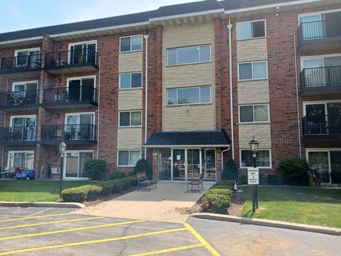 100 W Park Circle Dr #3I, Wheaton, IL 60187