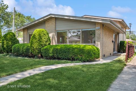 5142 Dobson St, Skokie, IL 60077
