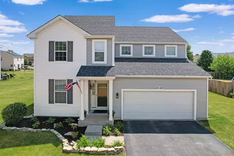 4542 Gardiner Ave, Yorkville, IL 60560