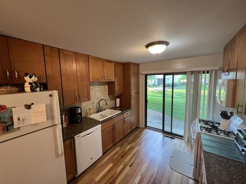 305 Walters Ln #1A, Itasca, IL 60143 photo 4