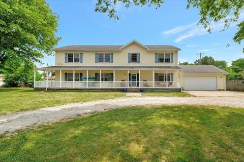 118 W Prairie Ave, Ogden, IL 61859