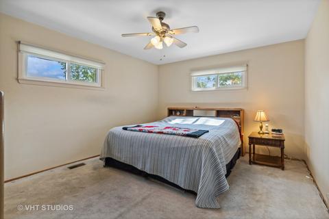 695 Mohave St, Hoffman Estates, IL 60169 photo 9